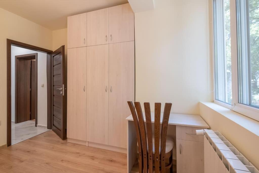 Top Location, Brand New 3 Bdrm Apt & Free Parking Sofya Dış mekan fotoğraf
