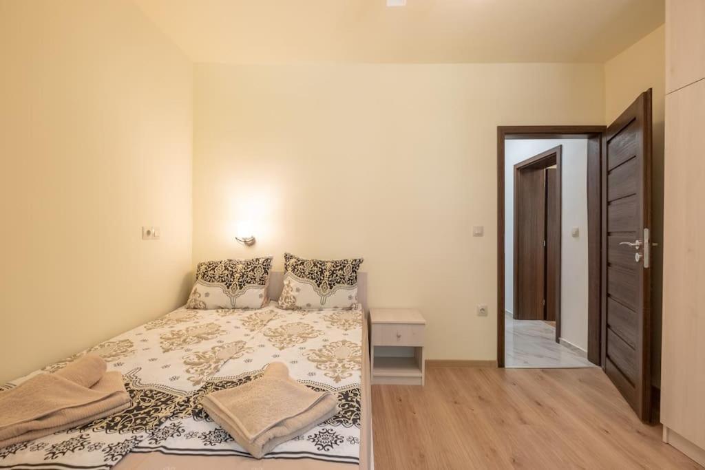 Top Location, Brand New 3 Bdrm Apt & Free Parking Sofya Dış mekan fotoğraf